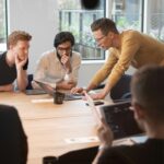Como criar um agente de IA para WhatsApp com fluxo automatizado de atendimento, qualificação de clientes e integração empresarial.